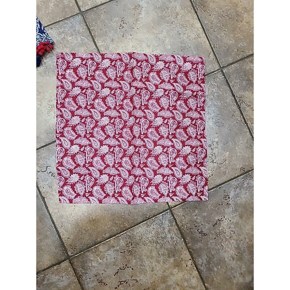 PLacemats (4) NAPKINS (6) RED WHITE PAISLEY BANDANA 100% COTTON  2 Dish Towels - Picture 2 of 11